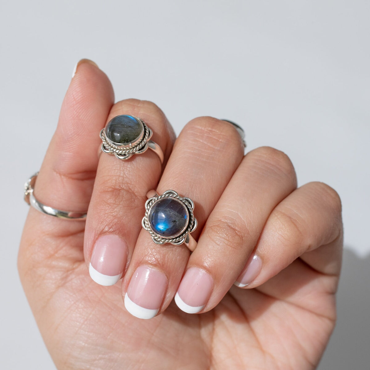 Labradorite Ring - Round Stone Sterling Silver Ring