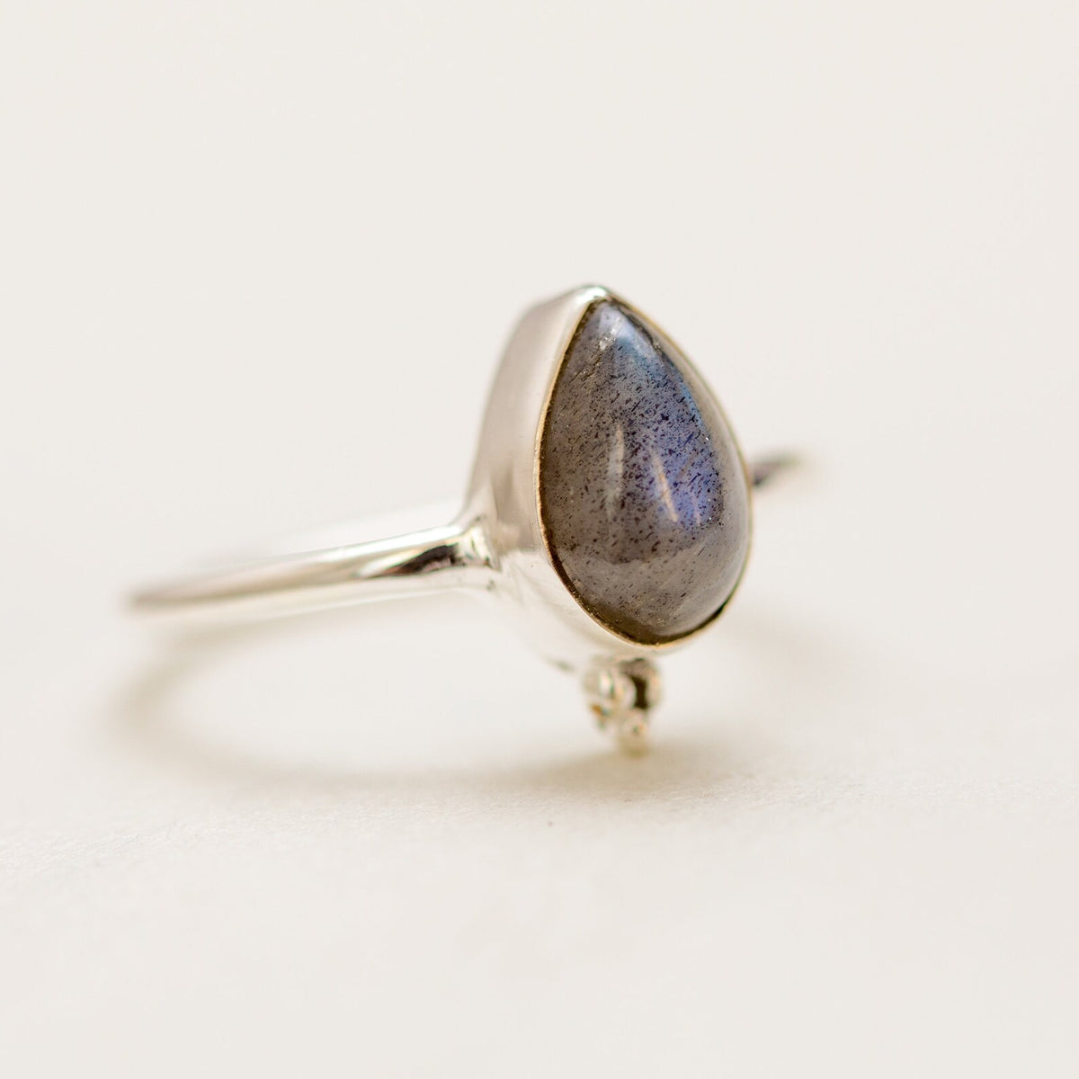 Pear Labradorite Ring, Minimalist 925 Ring