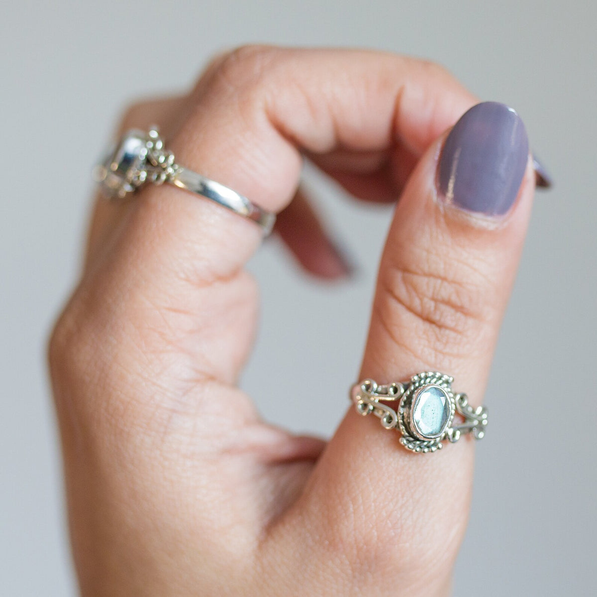 Oval labradorite Ring, Silver Stamped Ring