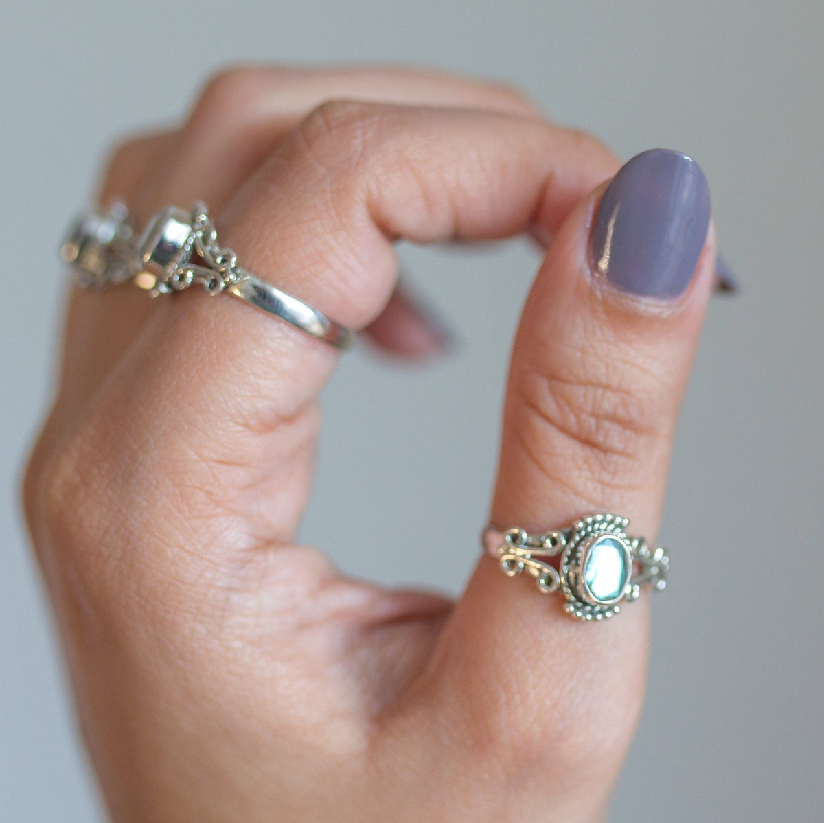 Oval labradorite Ring, Silver Stamped Ring