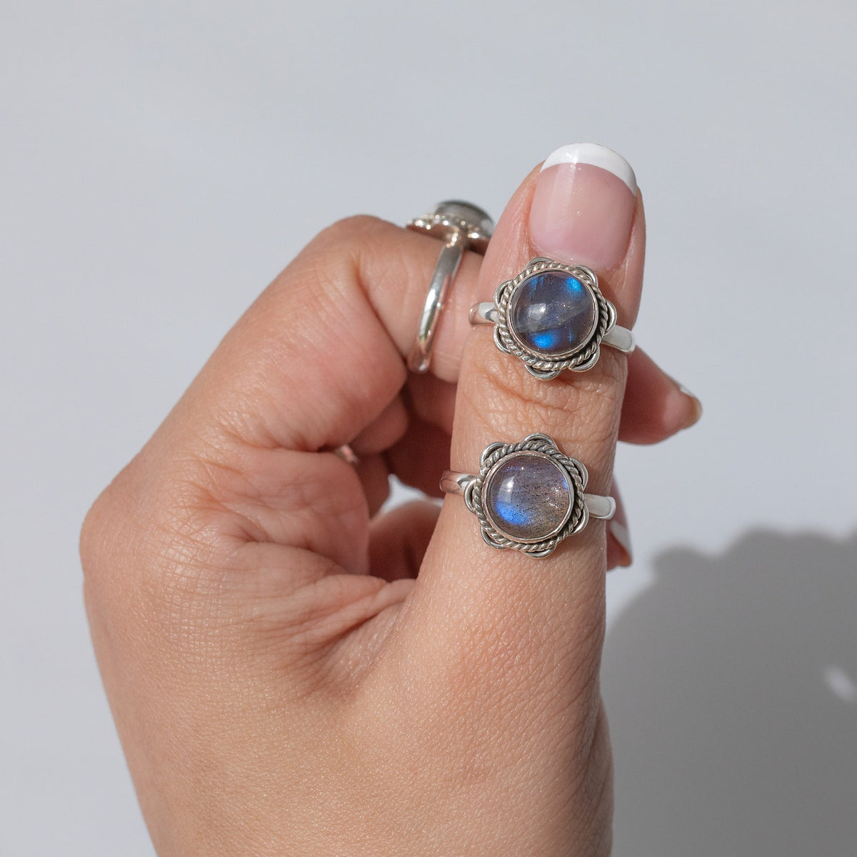 Labradorite Ring - Round Stone Sterling Silver Ring